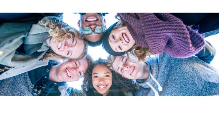 groupe d'adolescents